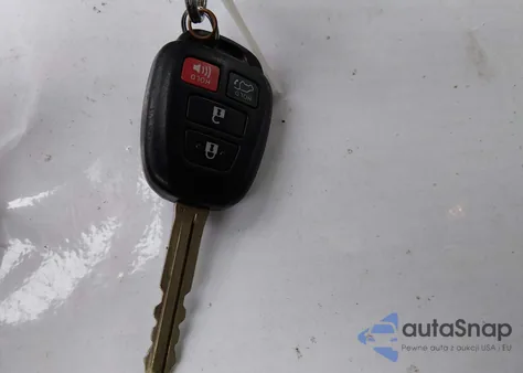 2017 Toyota Highlander Le Plus from USA, damaged, VIN 5TDZZRFH6HS215938